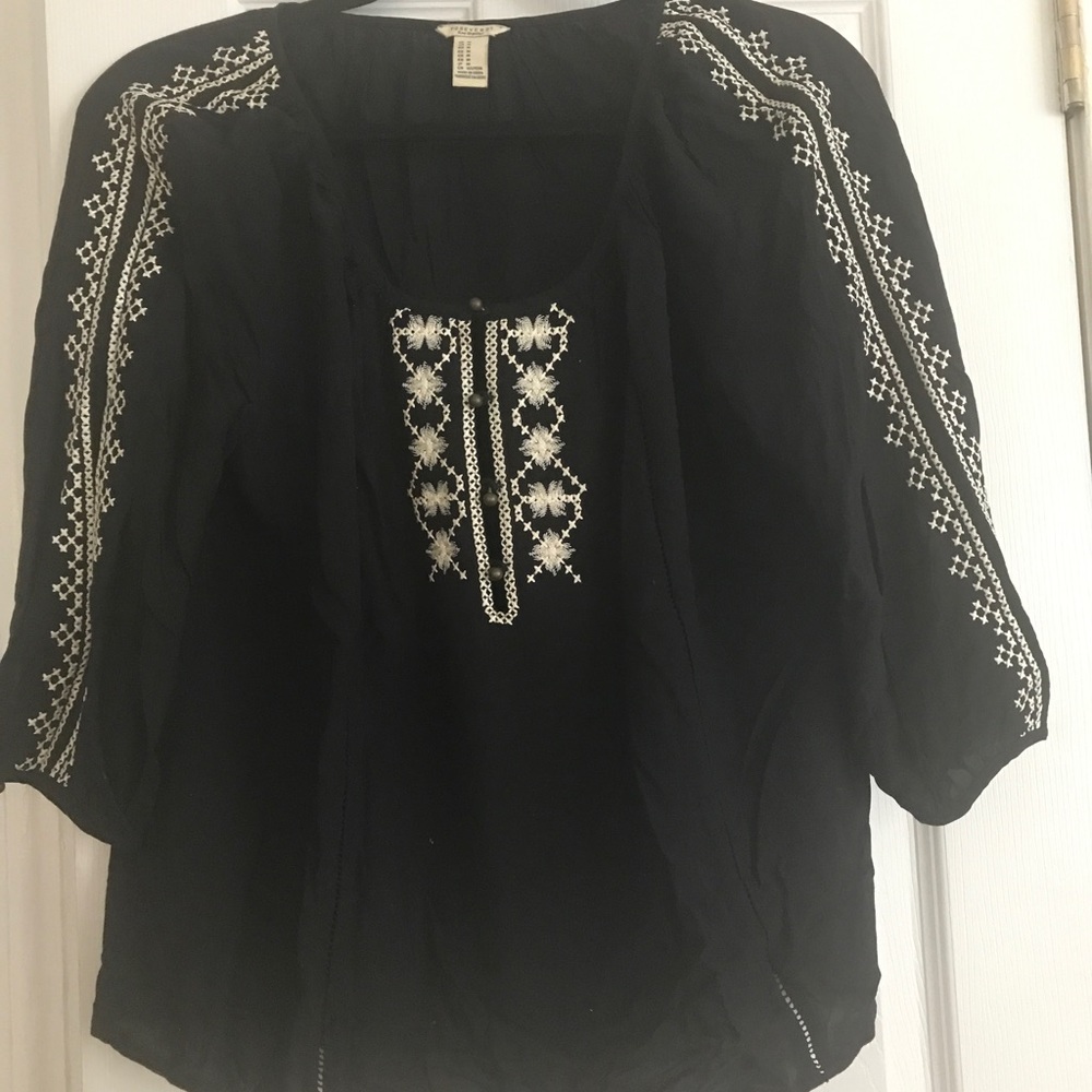 Forever 21 Black blouse
